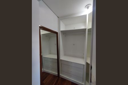 Apartamento para alugar com 124m², 3 quartos e 3 vagasCloset 