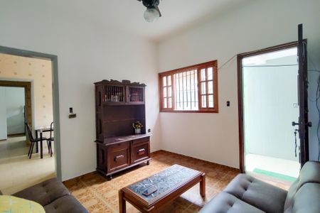 Sala de casa para alugar com 2 quartos, 115m² em Vila Tupi, Praia Grande