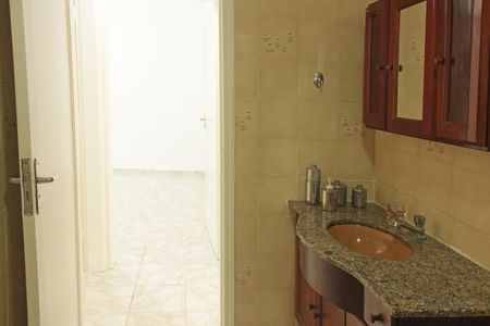 Apartamento para alugar com 70m², 2 quartos e sem vagaBanheiro 