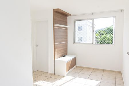 Apartamento para alugar com 46m², 2 quartos e 1 vaga Apartamento para alugar com 46m², 2 quartos e 1 vagaSala