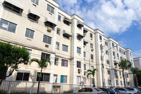 Apartamento para alugar com 46m², 2 quartos e 1 vaga Apartamento para alugar com 46m², 2 quartos e 1 vagaFachada