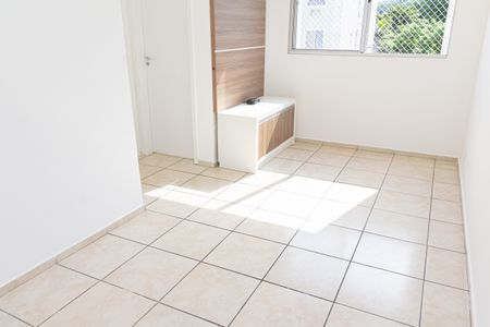 Apartamento para alugar com 46m², 2 quartos e 1 vaga Apartamento para alugar com 46m², 2 quartos e 1 vagaSala