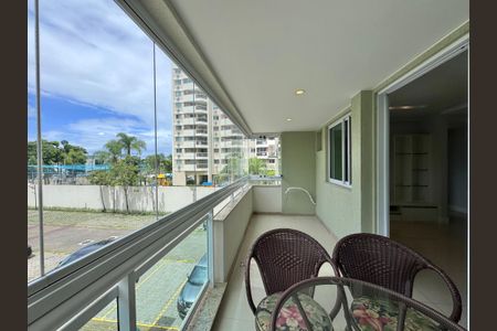 Apartamento para alugar com 80m², 2 quartos e 1 vaga Apartamento para alugar com 80m², 2 quartos e 1 vagaVaranda