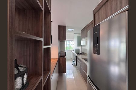 Apartamento para alugar com 80m², 2 quartos e 1 vaga Apartamento para alugar com 80m², 2 quartos e 1 vagaCozinha e Área de Serviço