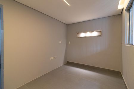 Sala de casa para alugar com 2 quartos, 52m² em Vila Nhocuné, São Paulo