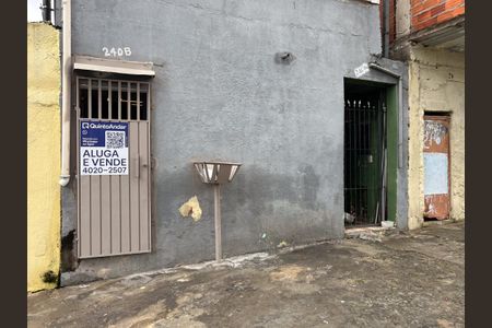 Casa para alugar com 52m², 2 quartos e sem vaga Casa para alugar com 52m², 2 quartos e sem vagaFachada e Plaquinha