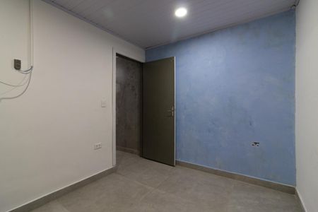 Quarto 1 de casa para alugar com 2 quartos, 52m² em Vila Nhocuné, São Paulo