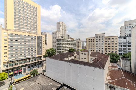 Vista de apartamento para alugar com 2 quartos, 33m² em República, São Paulo