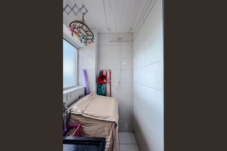 Apartamento para alugar com 64m², 2 quartos e 1 vagaÁrea de Serviço