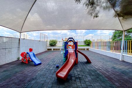 Apartamento para alugar com 64m², 2 quartos e 1 vagaÁrea comum - Playground