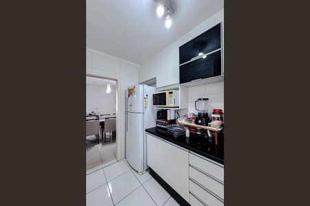 Apartamento para alugar com 64m², 2 quartos e 1 vagaCozinha