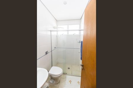 Casa de condomínio à venda com 560m², 5 quartos e 4 vagas Casa de condomínio à venda com 560m², 5 quartos e 4 vagasBanheiro de serviço