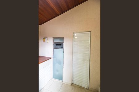Casa de condomínio à venda com 560m², 5 quartos e 4 vagas Casa de condomínio à venda com 560m², 5 quartos e 4 vagasSaúna