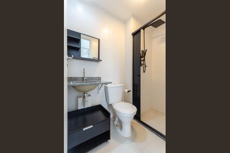 Apartamento para alugar com 36m², 2 quartos e sem vaga Apartamento para alugar com 36m², 2 quartos e sem vagaBanheiro