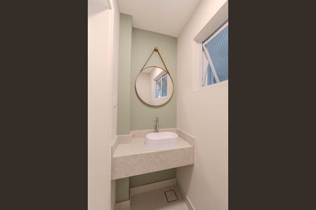 Apartamento à venda com 145m², 3 quartos e 1 vagaLavabo