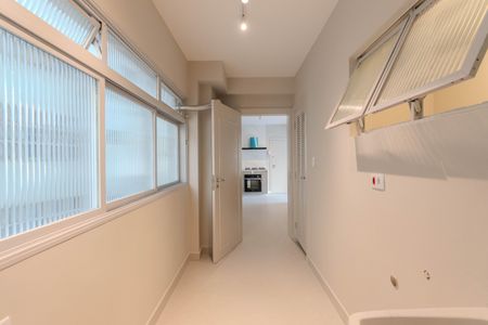 Apartamento à venda com 145m², 3 quartos e 1 vagaÁrea de Serviço