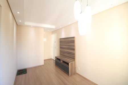 Apartamento para alugar com 2 quartos, 43m² em Parque Guarapiranga, São Paulo