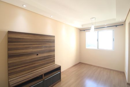 Apartamento para alugar com 2 quartos, 43m² em Parque Guarapiranga, São Paulo