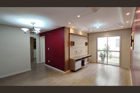 Sala de apartamento para alugar com 2 quartos, 76m² em Jardim Tinoco, Ferraz de Vasconcelos