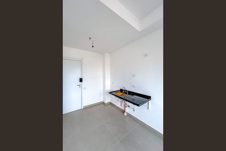 Cozinha de kitnet/studio para alugar com 1 quarto, 27m² em Vila Aricanduva, São Paulo