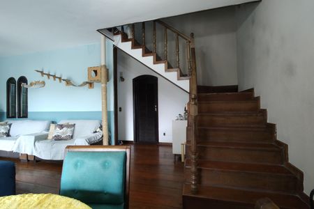 Casa de condomínio para alugar com 367m², 5 quartos e 4 vagasSala