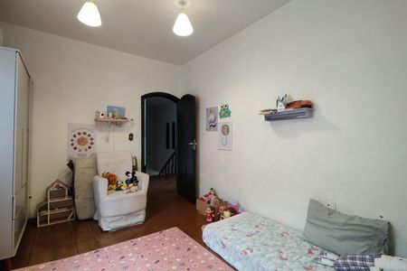 Casa de condomínio para alugar com 367m², 5 quartos e 4 vagasQuarto 4 