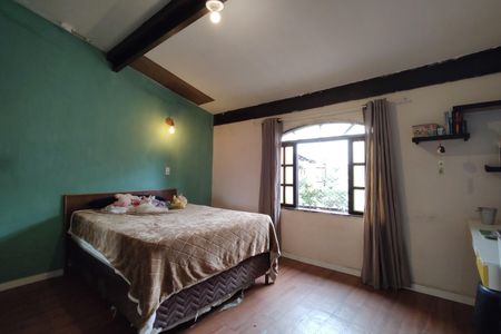 Casa de condomínio para alugar com 367m², 5 quartos e 4 vagasQuarto 2