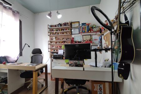 Casa de condomínio para alugar com 367m², 5 quartos e 4 vagasQuarto 5 