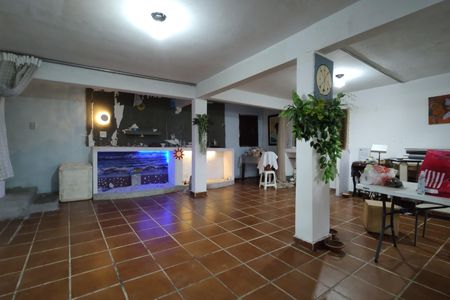 Casa de condomínio para alugar com 367m², 5 quartos e 4 vagasGaragem