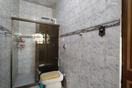 Casa de condomínio para alugar com 367m², 5 quartos e 4 vagasBanheiro da Suíte