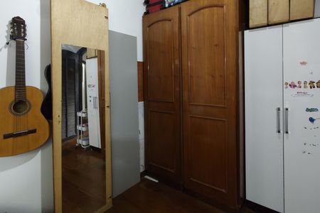 Casa de condomínio para alugar com 367m², 5 quartos e 4 vagasQuarto 1