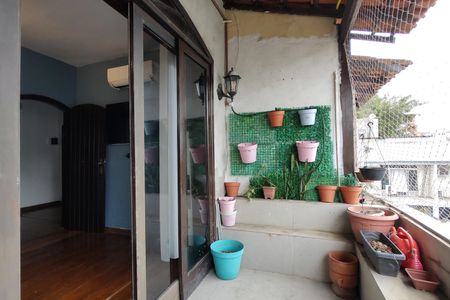 Casa de condomínio para alugar com 367m², 5 quartos e 4 vagasVaranda da Suíte 