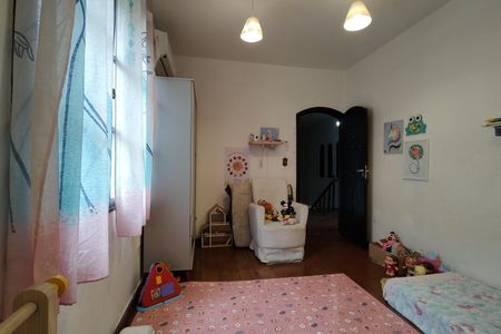 Casa de condomínio para alugar com 367m², 5 quartos e 4 vagasQuarto 4 