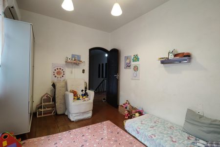 Casa de condomínio para alugar com 367m², 5 quartos e 4 vagasQuarto 4 