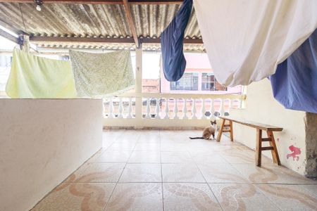 Casa para alugar com 90m², 2 quartos e sem vagaQuintal