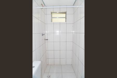 Banheiro de kitnet/studio para alugar com 1 quarto, 20m² em Jardim Oriental, São Paulo