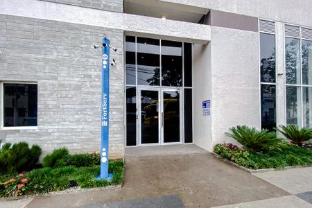 Apartamento à venda com 55m², 2 quartos e 1 vagaFachada - Plaquinha