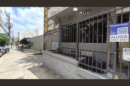 Studio para alugar com 49m², 1 quarto e 1 vagaFachada + Plaquinha