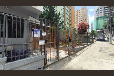 Studio para alugar com 49m², 1 quarto e 1 vagaFachada + Plaquinha