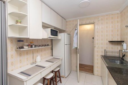 Apartamento para alugar com 66m², 2 quartos e 1 vagaCozinha e Área de Serviço