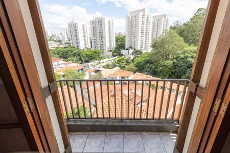 Casa à venda com 480m², 4 quartos e 3 vagasVaranda Quarto 1 - Suíte