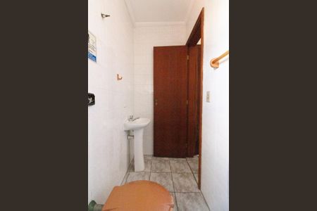 Casa à venda com 480m², 4 quartos e 3 vagasBanheiro de serviço