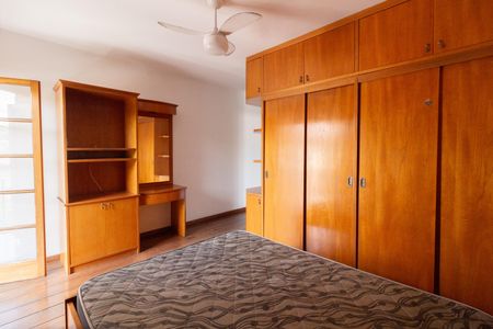 Casa à venda com 480m², 4 quartos e 3 vagasQuarto 4 - Suíte