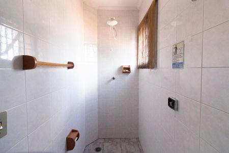 Casa à venda com 480m², 4 quartos e 3 vagasBanheiro de serviço