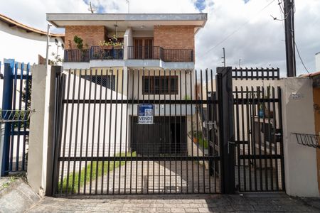 Casa à venda com 480m², 4 quartos e 3 vagasFachada