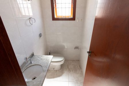 Casa à venda com 480m², 4 quartos e 3 vagasLavabo