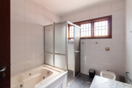 Casa à venda com 480m², 4 quartos e 3 vagasBanheiro 3