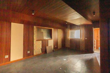 Casa à venda com 480m², 4 quartos e 3 vagasOutros