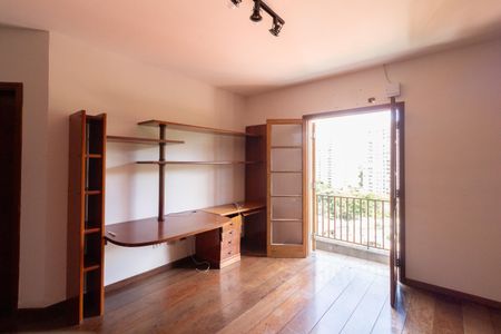 Casa à venda com 480m², 4 quartos e 3 vagasQuarto 1 - Suíte