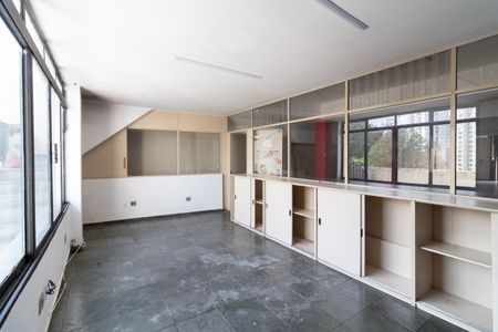 Casa à venda com 480m², 4 quartos e 3 vagasOutros